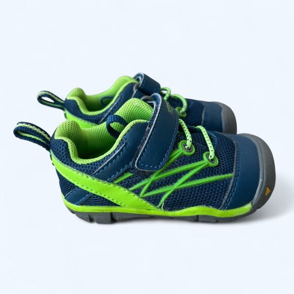 Keen Chandler CNX Trail Shoes Navy & Green size 6 Outdoor Shoes Gorpcore - Picture 2 of 11